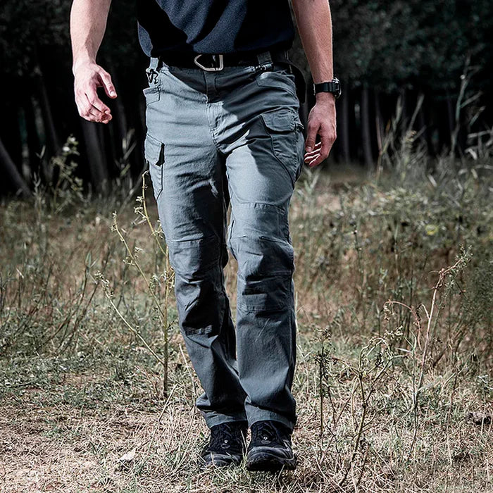 [Llevá 3, Pagá 2] Pantalón Militar Noir de Tela RipStop y Poliéster + REGALOS: Reloj Táctico y Cinturón Táctico