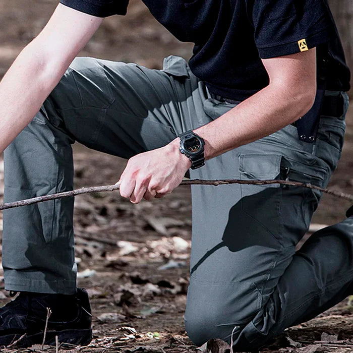 [Llevá 3, Pagá 2] Pantalón Militar Noir de Tela RipStop y Poliéster + REGALOS: Reloj Táctico y Cinturón Táctico